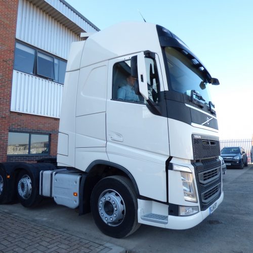 Volvo Fh Globetrotter Xl Eu X Tractor Unit Gj Ofy