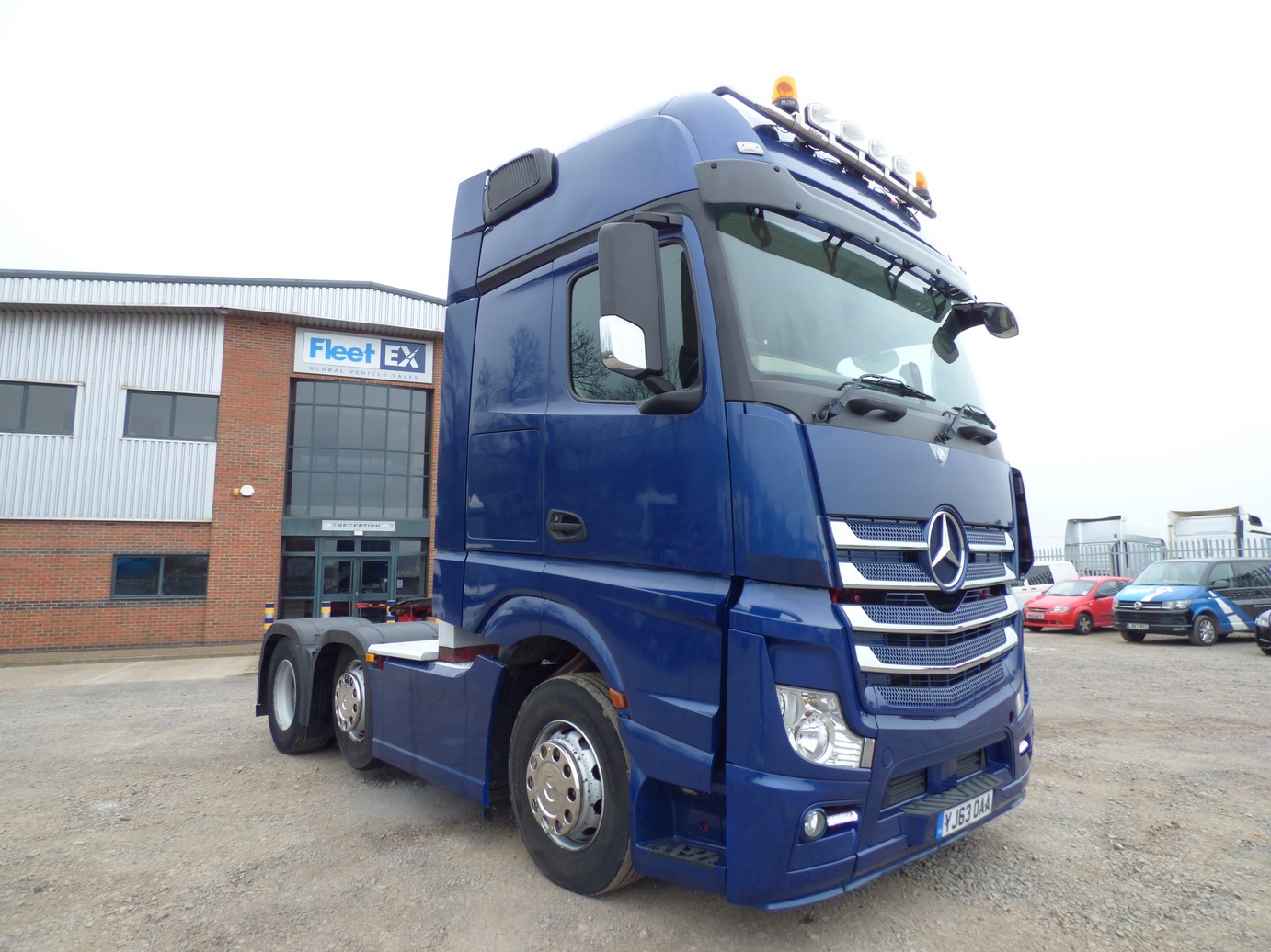 Mercedes Actros 2551 Gigaspace 6x2 Tractor Unit 2013 Yj63 Oaa - Fleetex