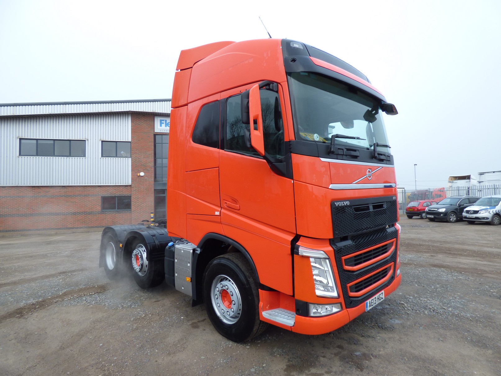 VOLVO FH GLOBETROTTER 6x2 TRACTOR UNIT 2013 AE13 HGZ - Fleetex