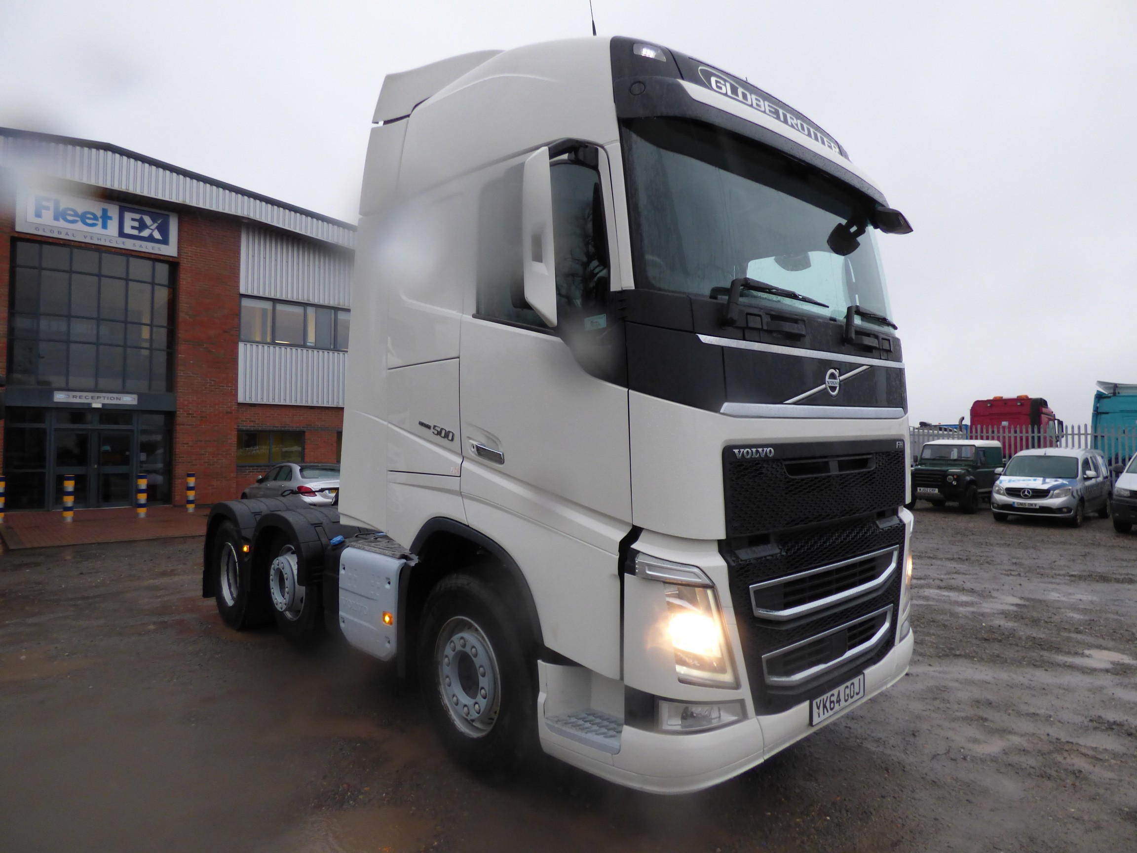 VOLVO FH4 *Euro-6* GLOBETROTTER 6x2 TRACTOR UNIT 2014- YK64 GOJ - Fleetex