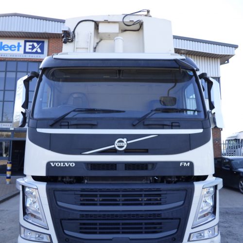 Volvo FM410 8x4 Tridem Bulk Tipper Front View