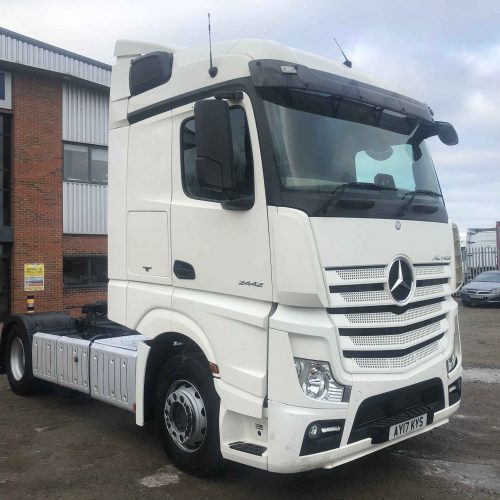 MERCEDES ACTROS 2442 STREAMSPACE 6X2 *EURO 6* TRACTOR UNIT 2017 - AY17 ...