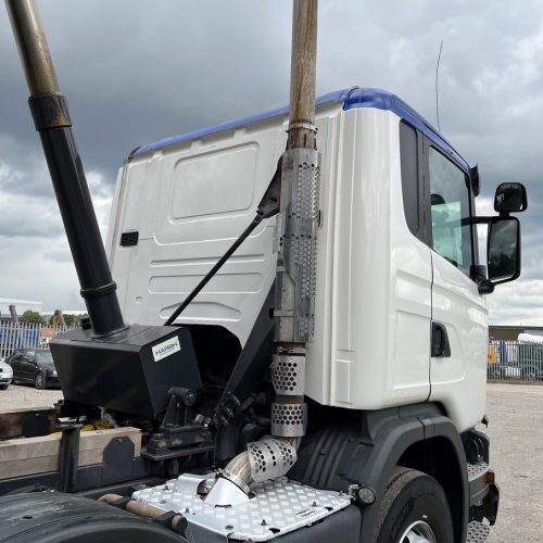 Scania G410 8x2 Aluminium White Truck Bed Raised Rear Cab View