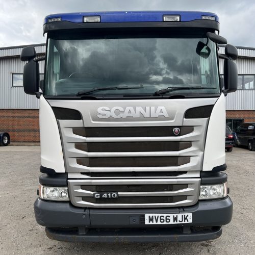 Scania G410 8x2 Aluminium White Front View