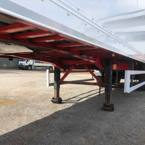 SDC 13.6 M Rollerbed Tri Axle Box Trailer Underneath View