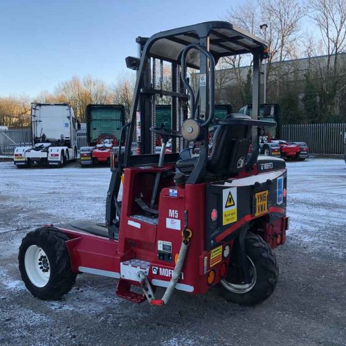 moffett red forklift rear left