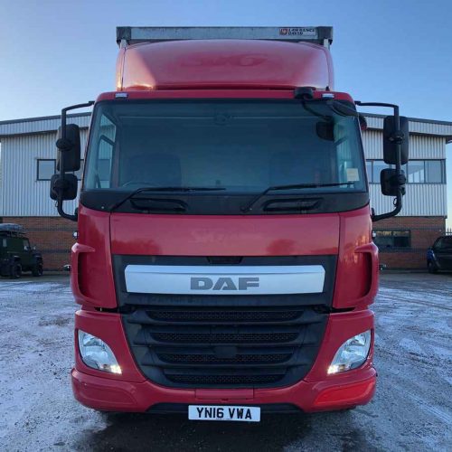 red daf lorry exterior front end