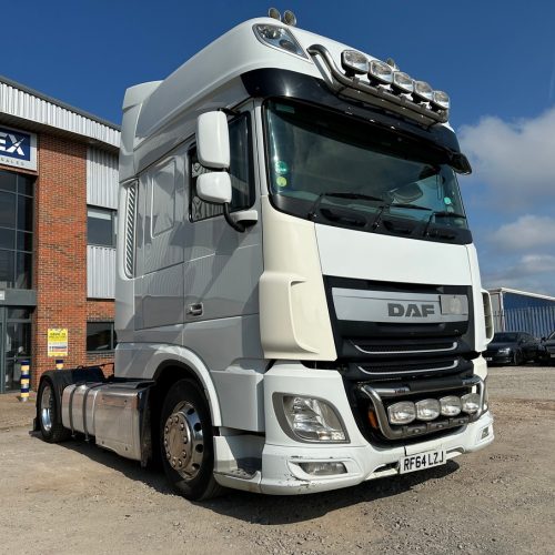 DAF Lowride Tractor Unit White