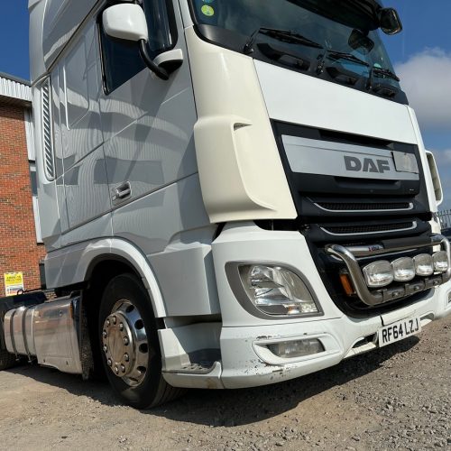 DAF Lowride Tractor Unit White