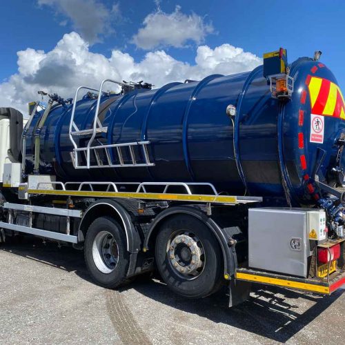 DAF CF 330 6x2 Vacuum Tanker 2015 Blue and White