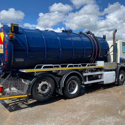 DAF CF 330 6x2 Vacuum Tanker 2015 Blue and White