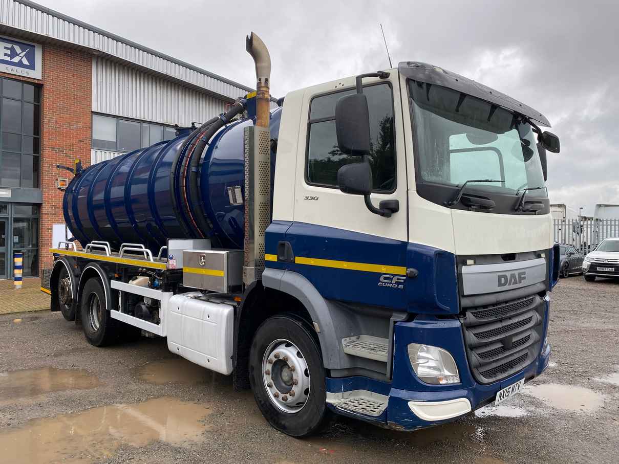 DAF CF 330 6x2 Vacuum Tanker 2015 Blue and White MTV